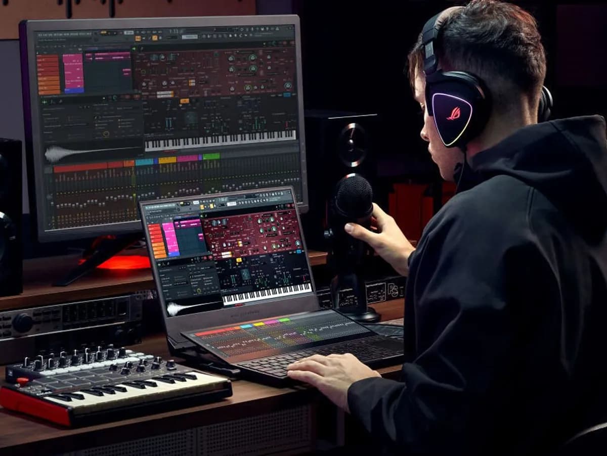 Extended Personal Tracks With AI Extend Song